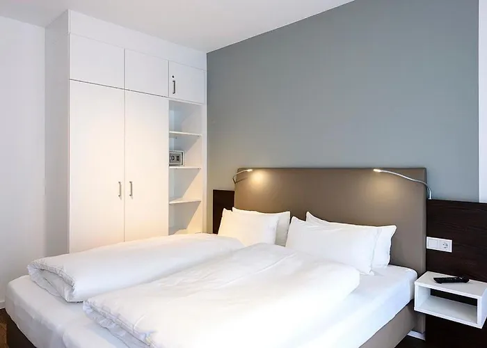 Deichhaeuser Anna Kueste Deichhaeuser Anna Kueste 1-11 贝塞尔